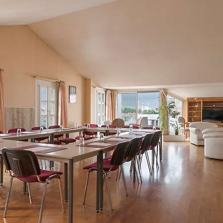 Og Saint Jean D Acre فندق *